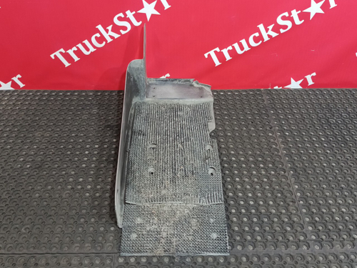 Крыло переднее правое задняя часть 2023 г.