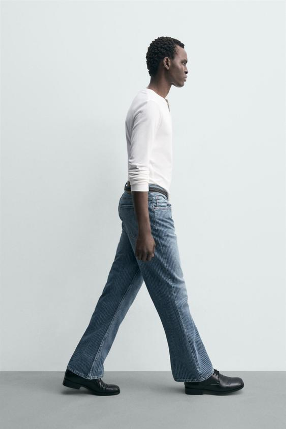 ZARA ДЖИНСЫ STRAIGHT FIT BOOTCUT ФАКТУРНЫЕ, ГОЛУБОЙ