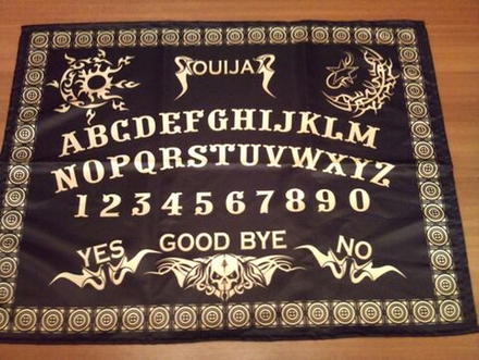 Скатерть-алтарь "Колдовская Доска Уиджи" черная с белым