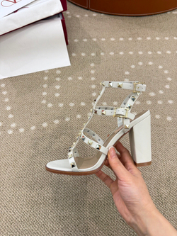 Valentino Rockstud Sandal 9 cm