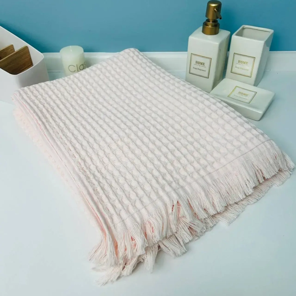 Полотенце вафельное 100*150см «Waffle» плотность 280гр/м, цвет клубничный крем 11-1305