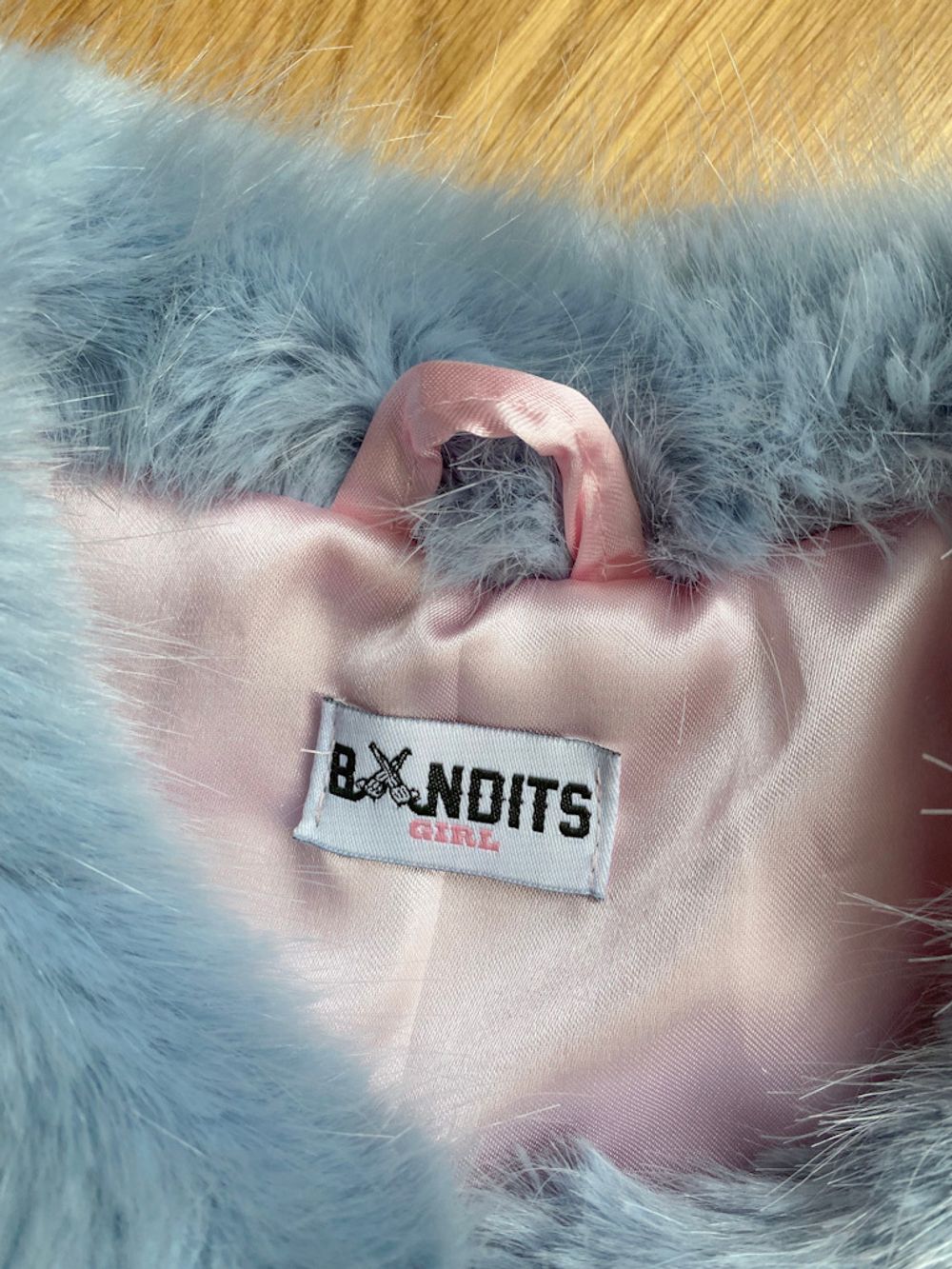 Шуба Bandits, 110