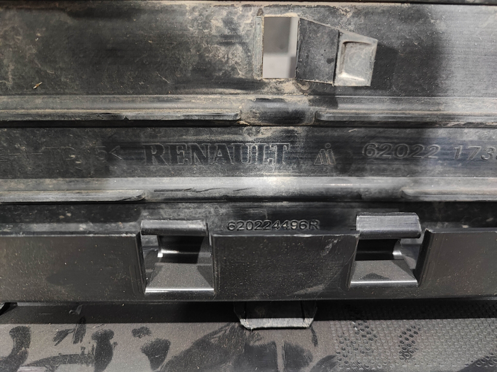 Бампер передний Renault Arkana 19-23 Б/У Оригинал 620221738R