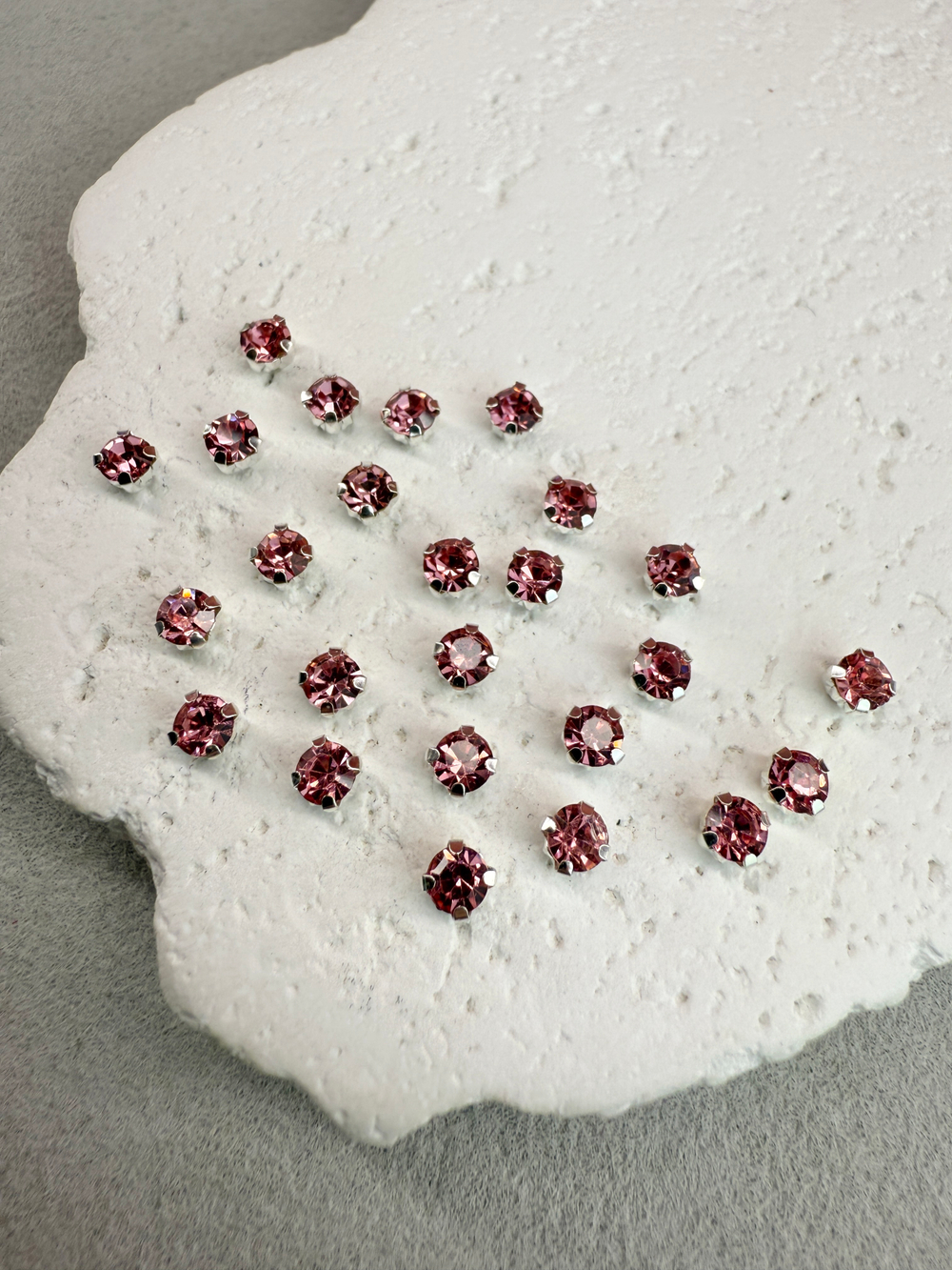 Шатоны 4 мм, Светлая роза в серебре, 25 шт