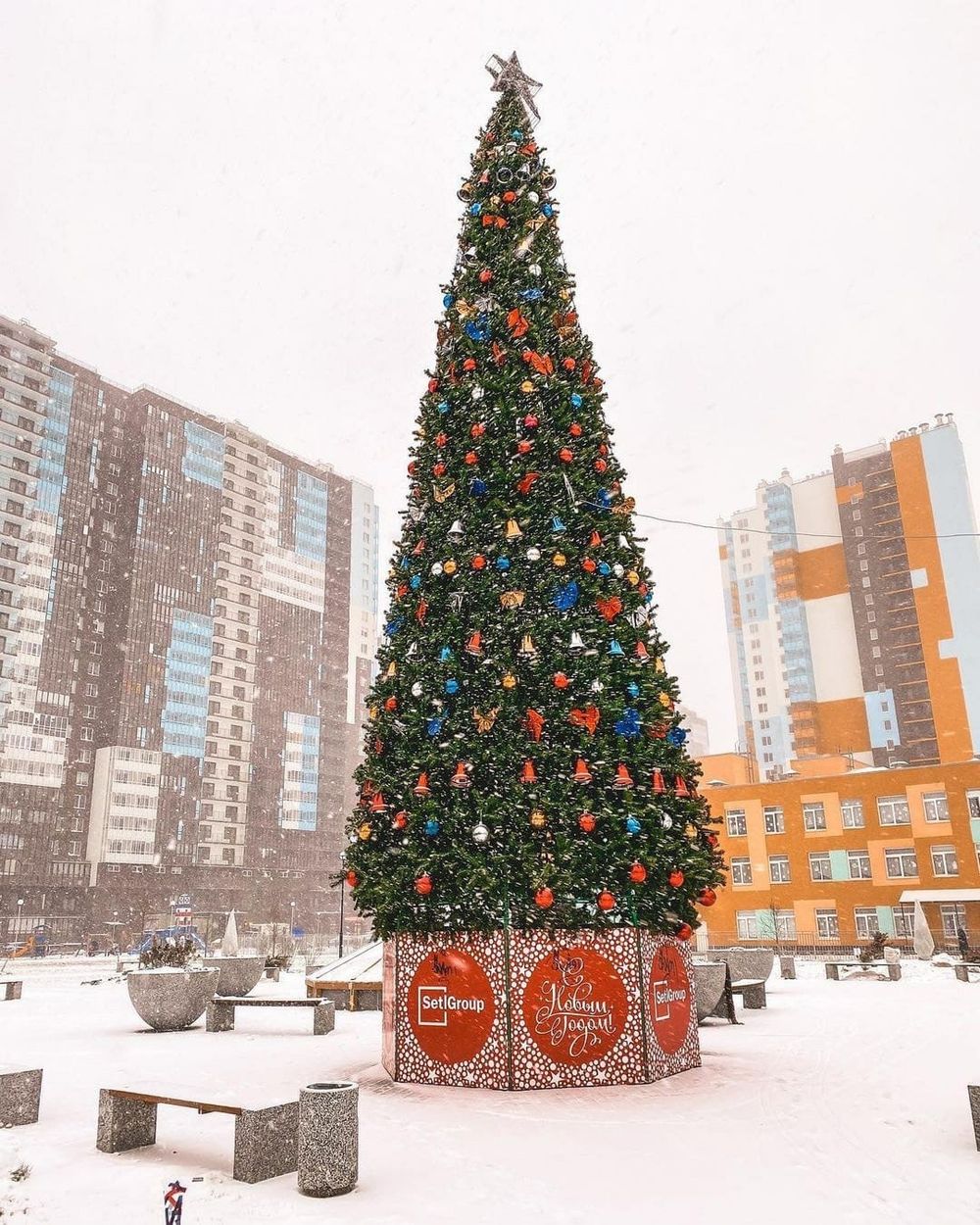 игрушки на большую елку