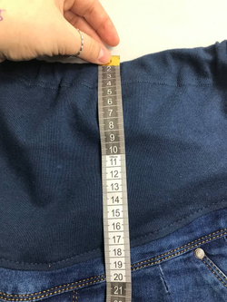 Джинсы практичные 44 размер