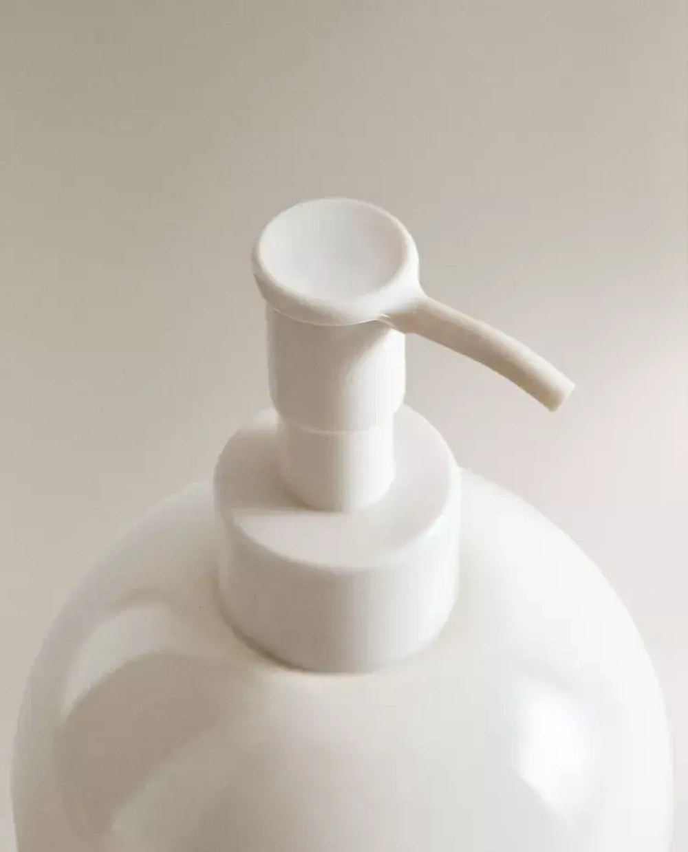 ZARA HOME ДЕТСКИЙ ДОЗАТОР ДЛЯ МЫЛА, КРЕМОВЫЙ