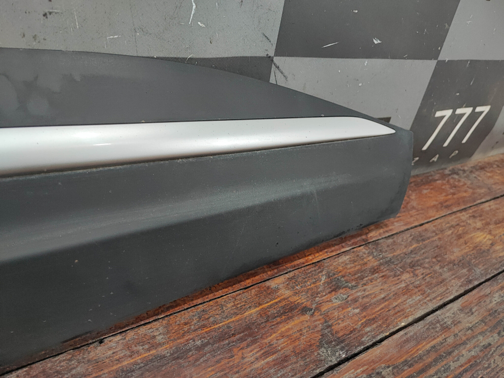 Накладка двери передней правой Kia Sportage 5 (NQ5) 21-нв Б/У Оригинал 87722P1000BKL