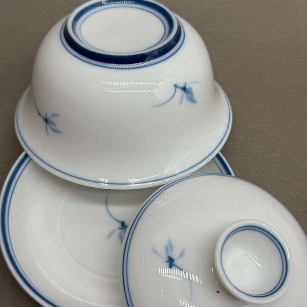 Гайвань с голубыми цветами, фарфор, 150мл