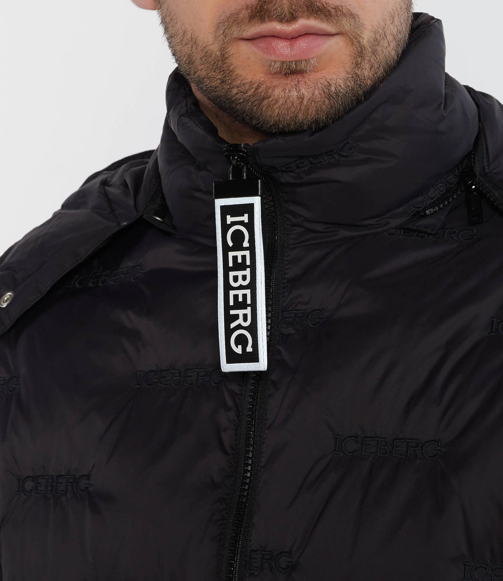 Пуховая куртка Iceberg - черный(235 I1P J050 6401)