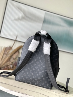 Louis Vuitton Discovery Backpack MM