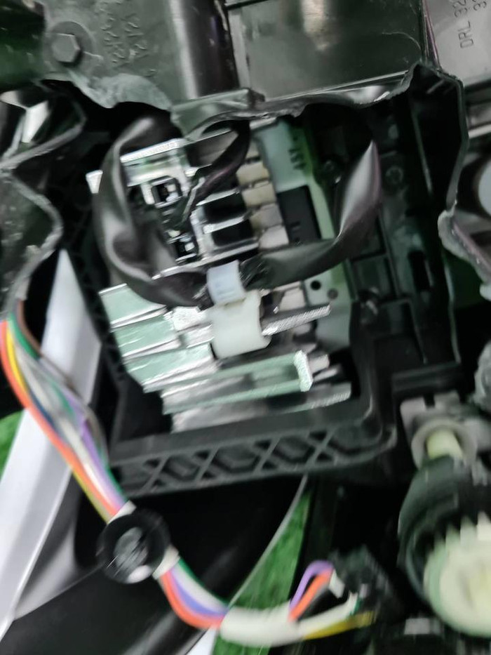 Битая Фара левая Toyota Camry xv80 (2023-н.в.) LED