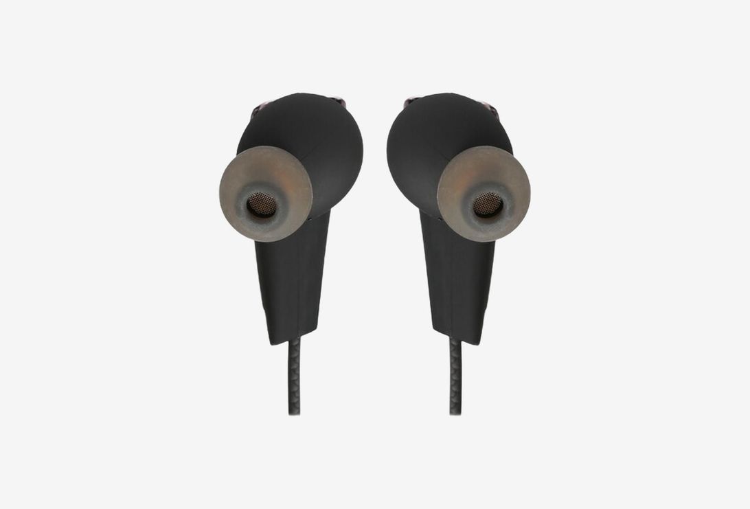 4603768352068_0326329101236