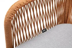 "Лион" стул плетеный из роупа, каркас из стали светло-серый (RAL7035) муар, роуп оранжевый меланж круглый, ткань светло-серая