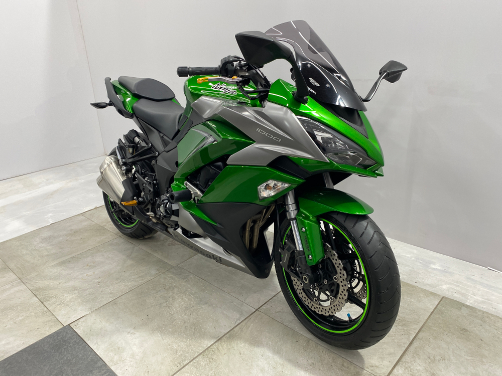 Kawasaki Ninja 1000A 049562