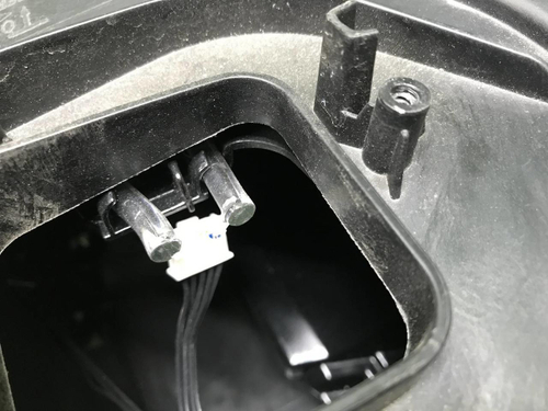 Битая Фара правая BMW X1 F48 (2015-2019) LED