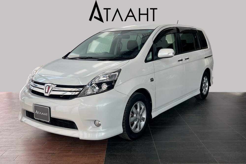 Toyota Isis, 2012 год