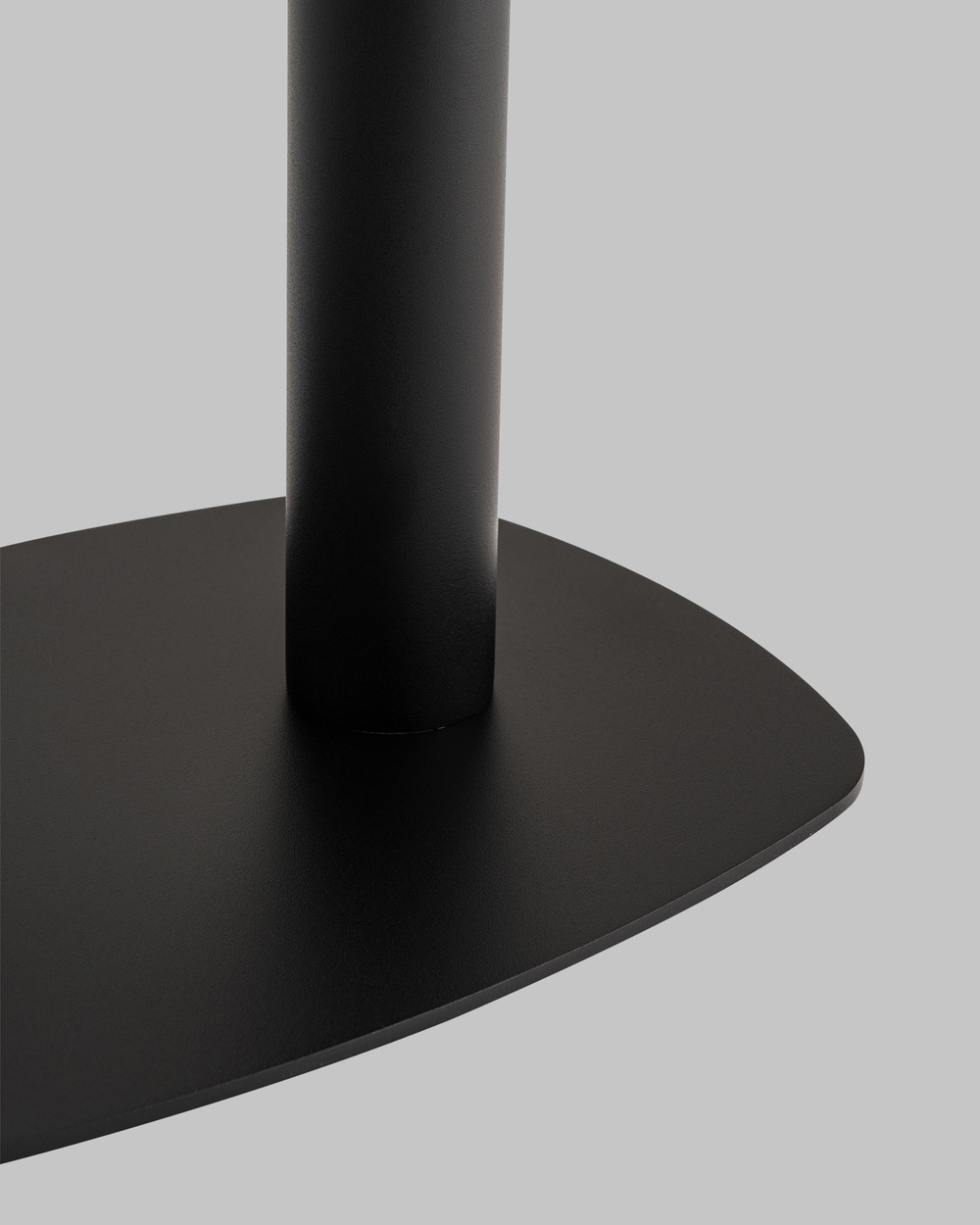 Журнальный столик Eanna L металл черный