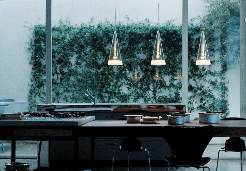 Pendant design lamp  Fucsia 12 by Flos