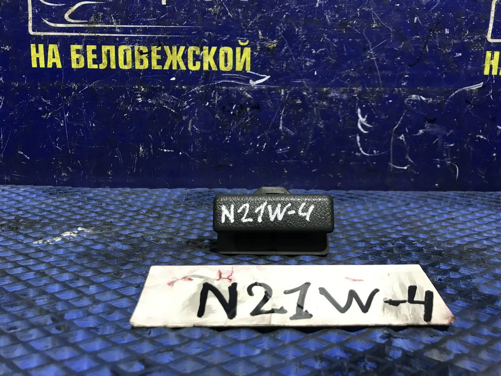 Бардачок пассажирский MITSUBISHI RVR 1995