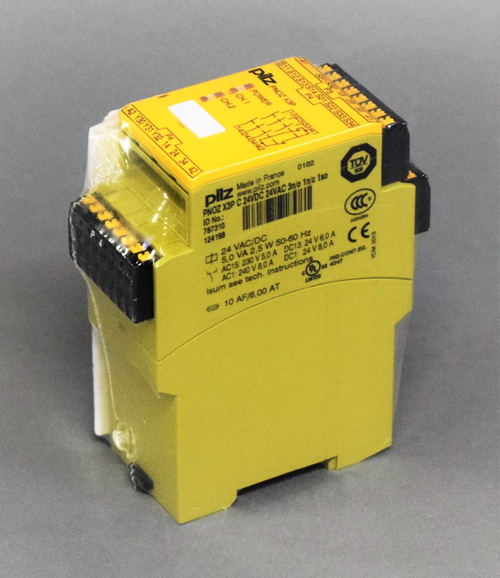 PILZ PNOZ X3P C 24VDC 24VAC 3n/o 1n/c 1so