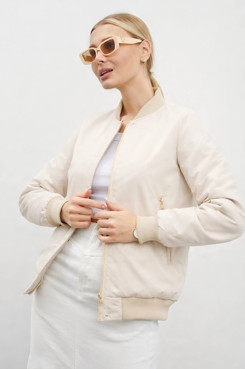 Бомбер женский демисезонный "HN-4" молочный