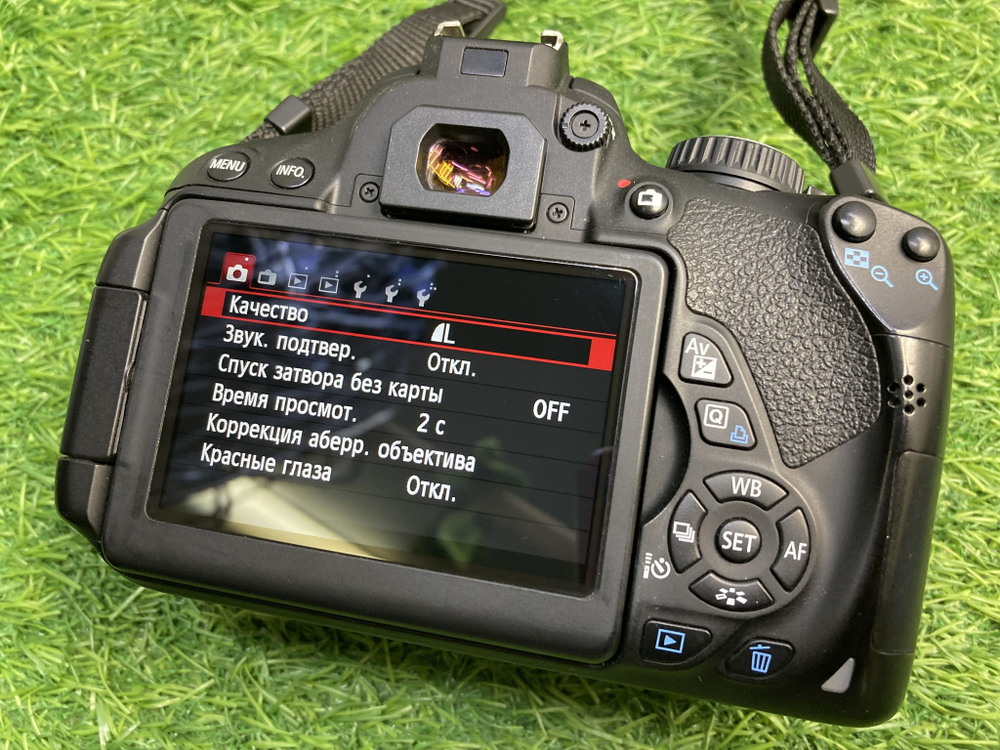 Canon EOS 650D kit 18-55mm Покупка/Продажа