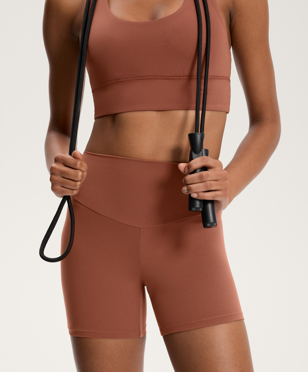 OYSHO Облегающие шорты Comfortlux с высокой посадкой длиной 10 см, терракотовый