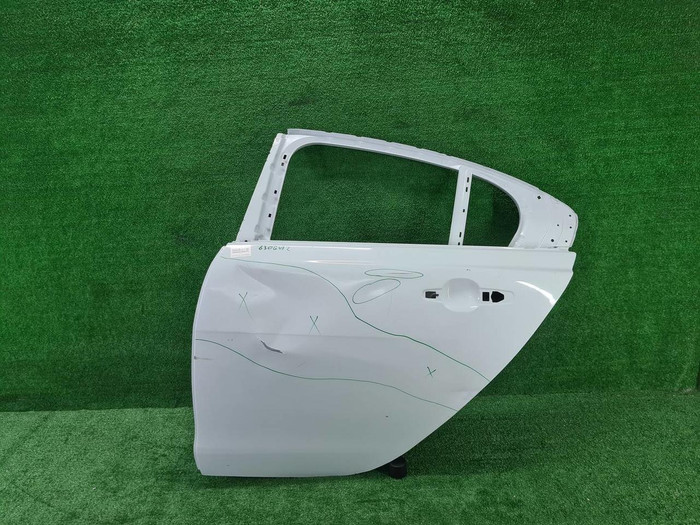 Дверь задняя левая Jaguar XE (2015-н.в.)