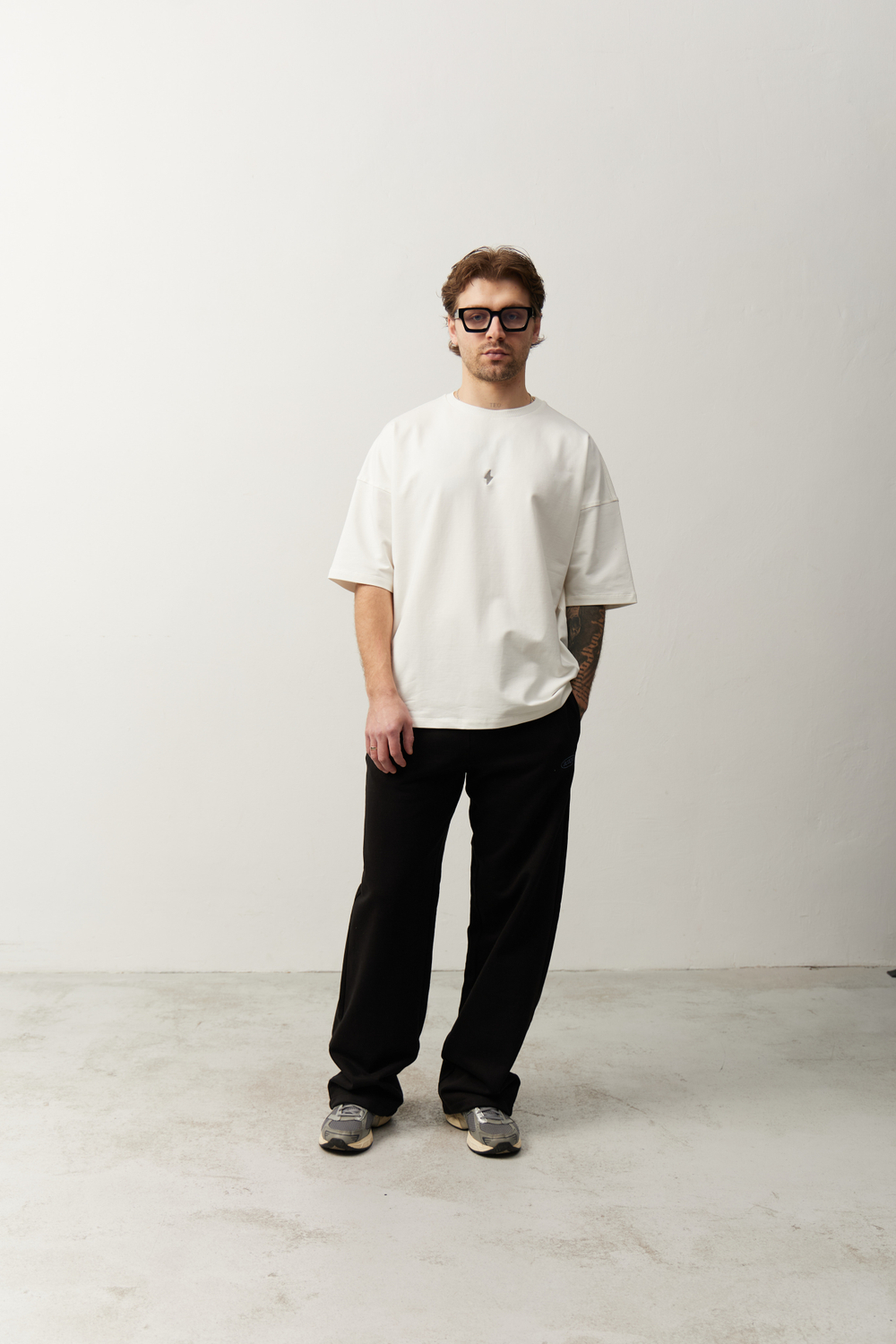 Футболка  OVER молочная