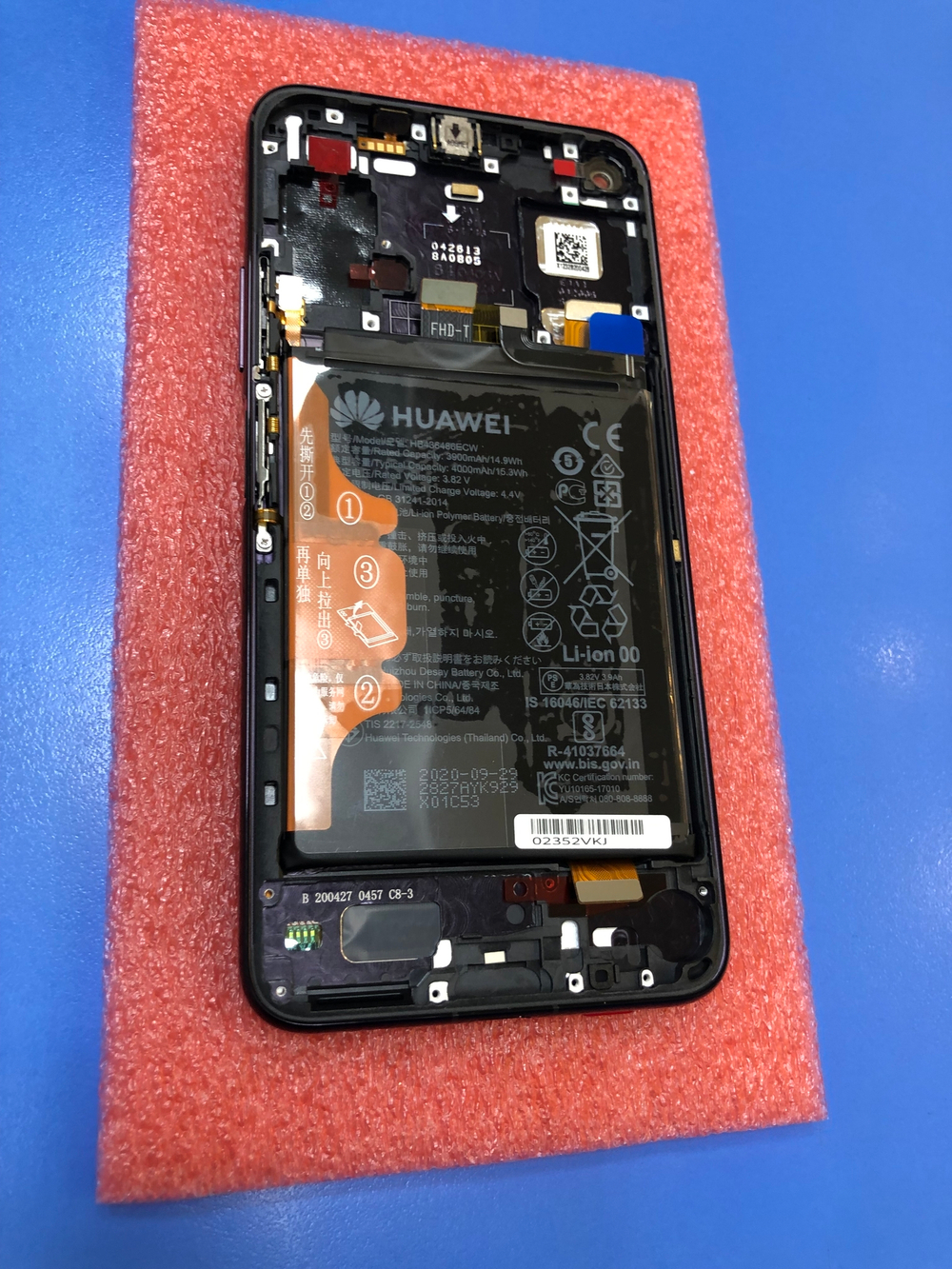 Honor 20 Pro (YAL-L41B) / (Дисплейный модуль с тачскрином) (в рамке с аккумулятором) (оригинал сервисный)