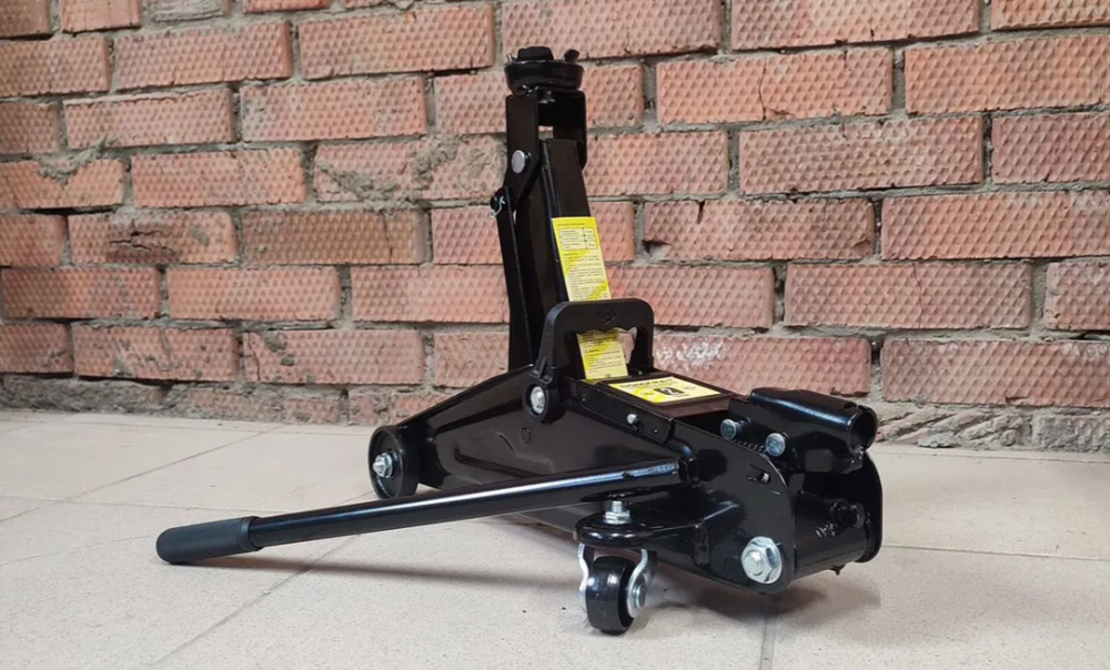 Домкрат подкатной 2 тонны