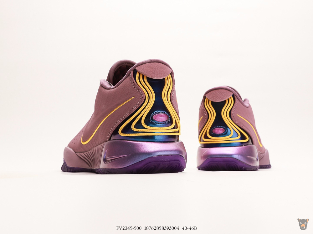 Кроссовки Nike LeBron XXI