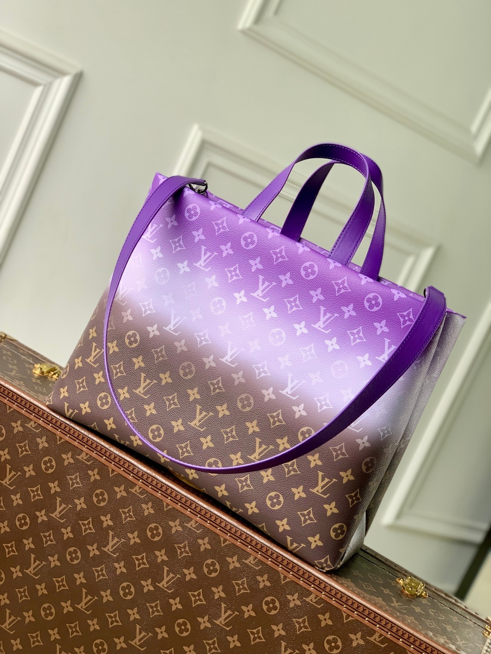 Louis Vuitton Shopper Tote MM