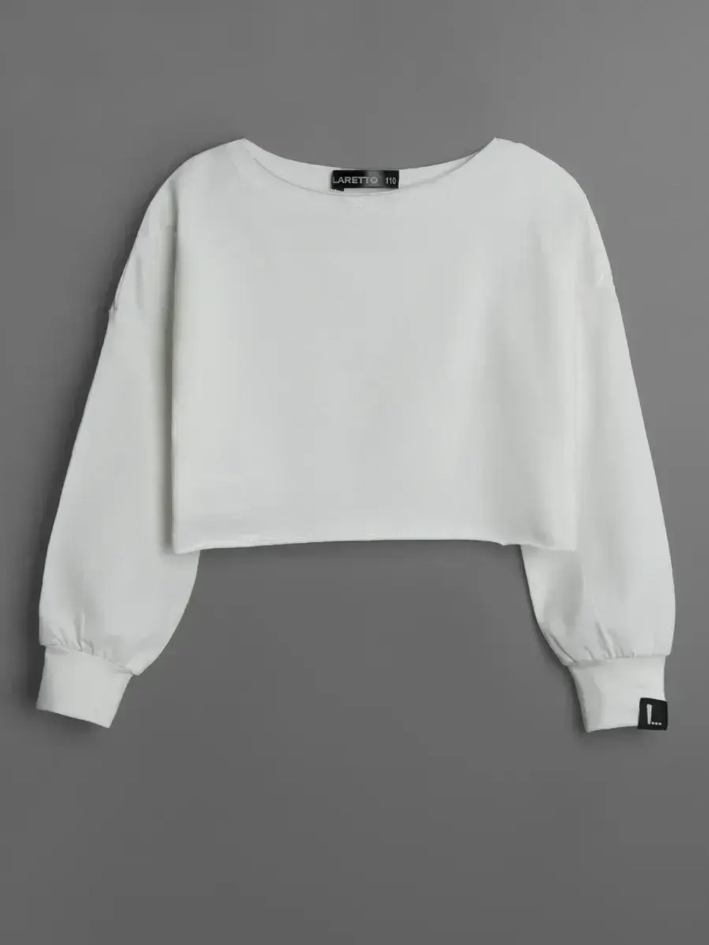 Лонгслив для девочки в школу ,молочный