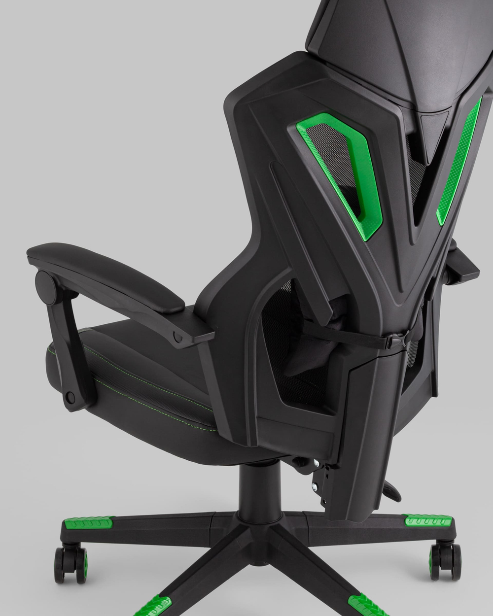 Кресло спортивное TopChairs Айронхайд зеленый