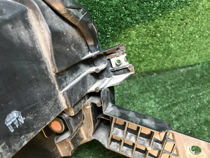 Битая Фара левая Subaru Outback 6 (2019-2022) LED