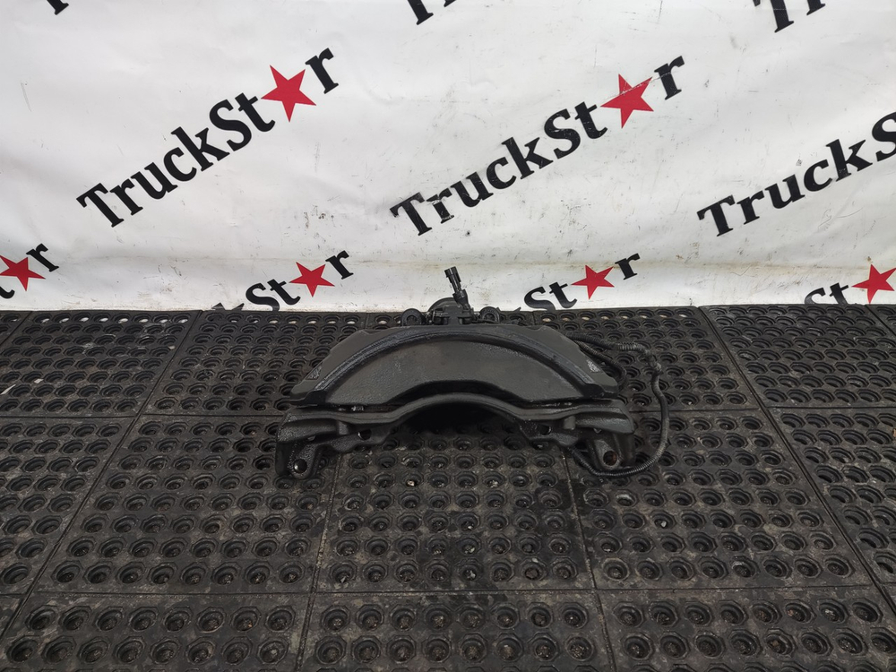 Суппорт передний левый 2023г.