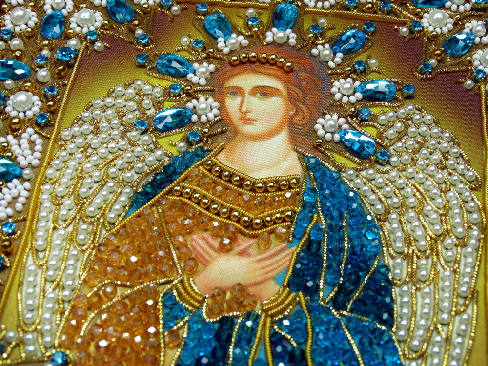 И-18а Набор для вышивания хрустальными камнями Ангел Хранитель (золото)