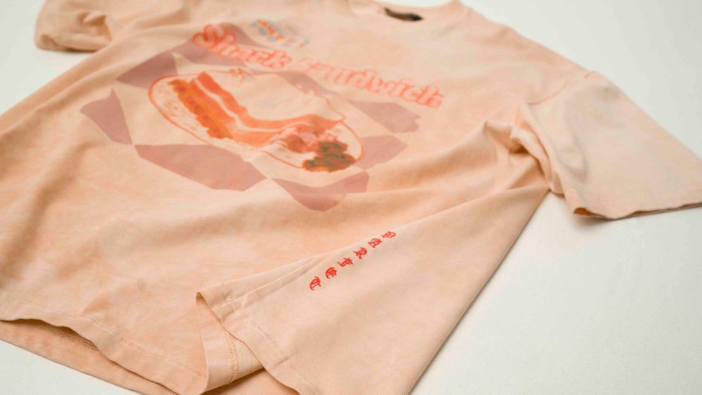 Купить Футболка Parfet Shark Sandwich Exclusive персиковая Футболка Parfet Shark Sandwich Exclusive персиковая