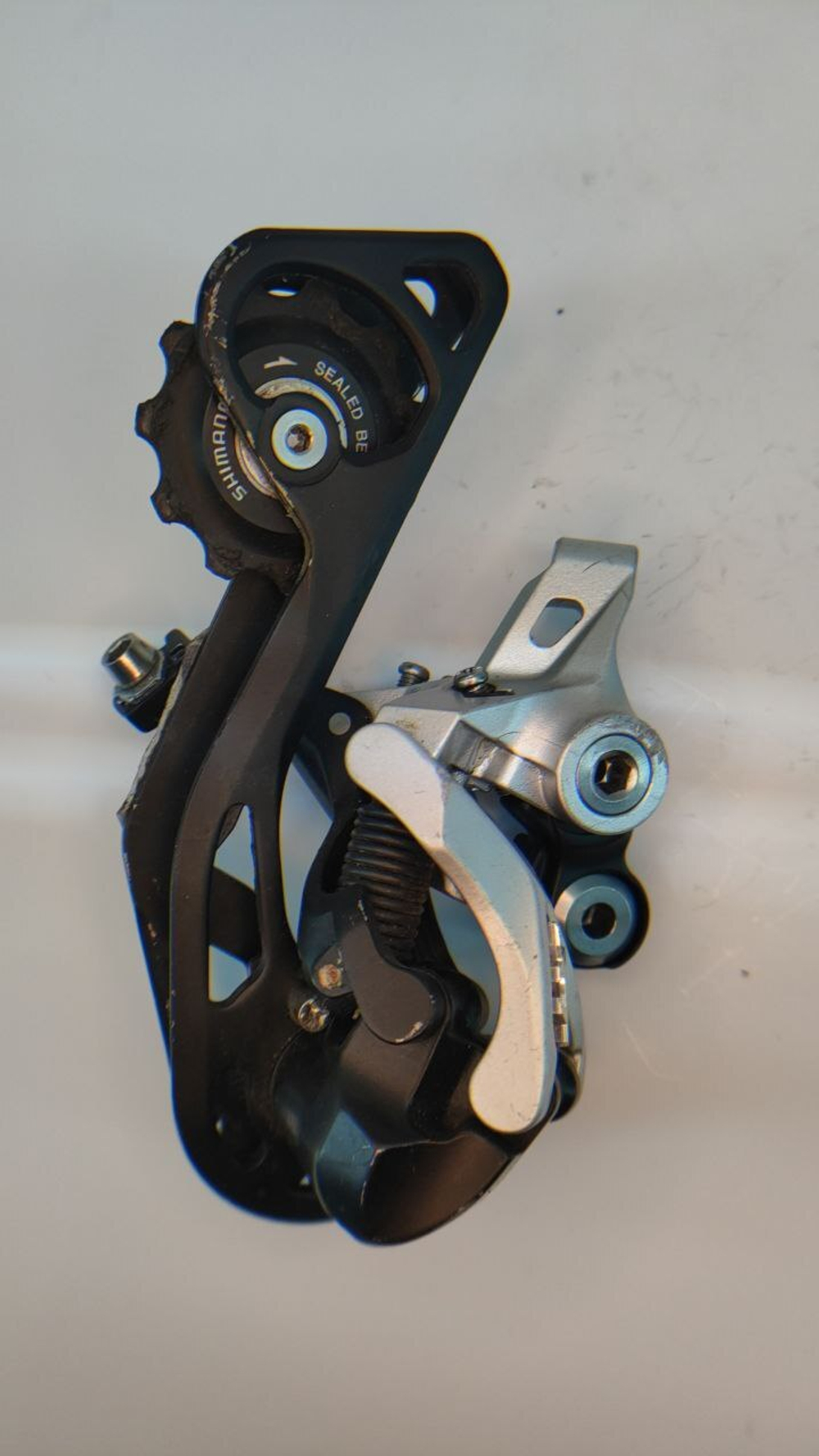 Переключатель на велосипед Shimano Deore XT RD-M781 (задний) серый z0099