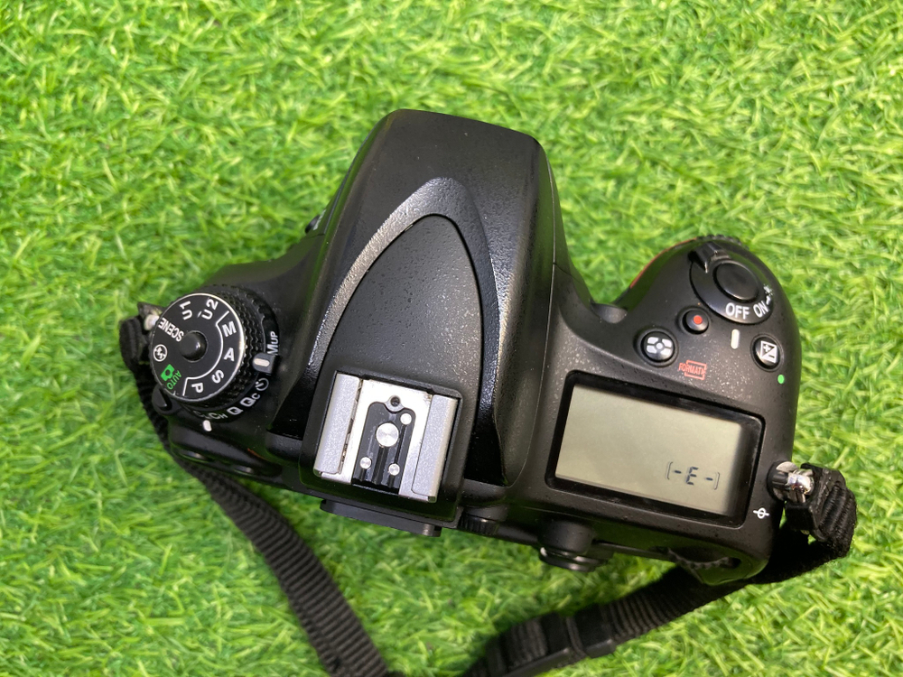 Nikon D610 (44.905 кадров)