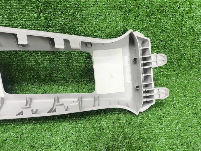 Обшивка стойки левая Omoda C5 (2022-н.в.)