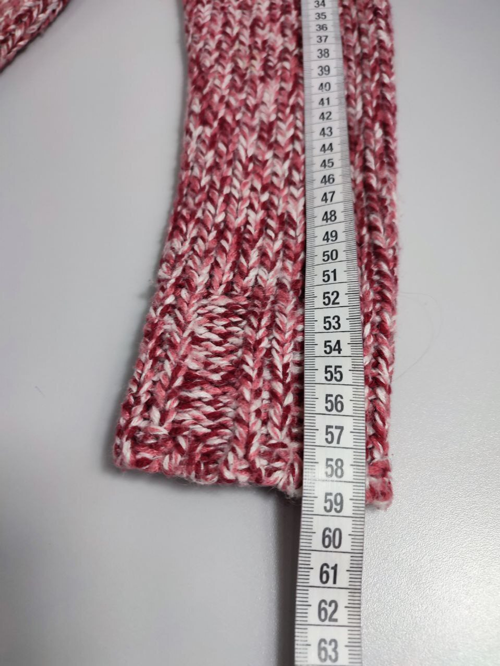 Свитер со звездой на 12-14 лет