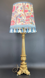 Большая настольная лампа