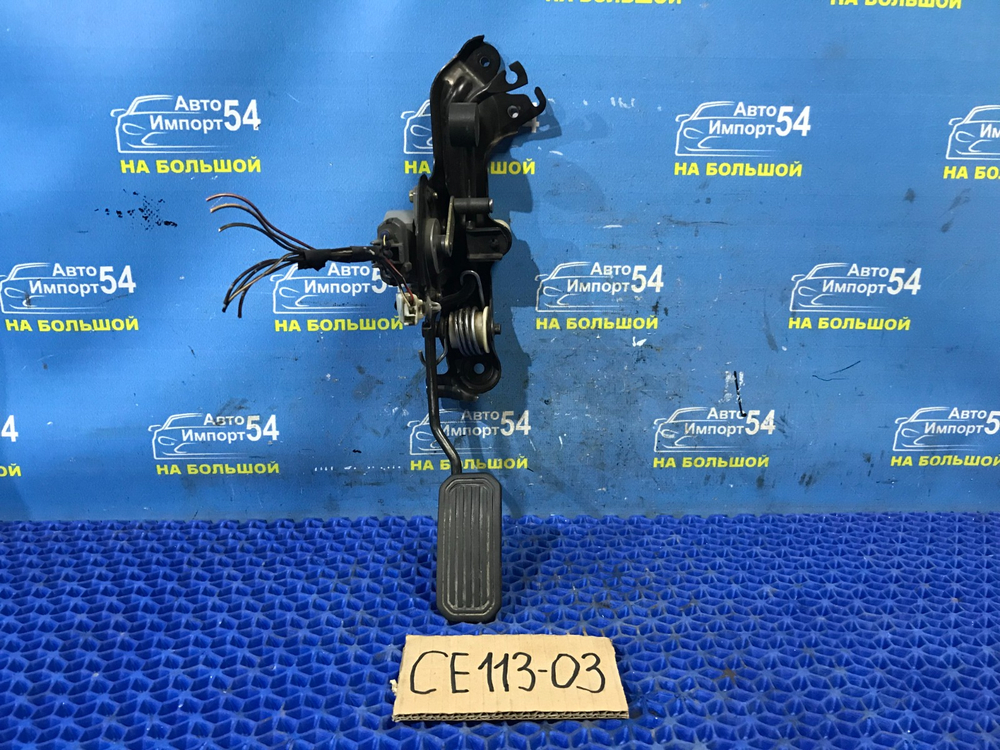 Педаль газа TOYOTA SPRINTER 2000