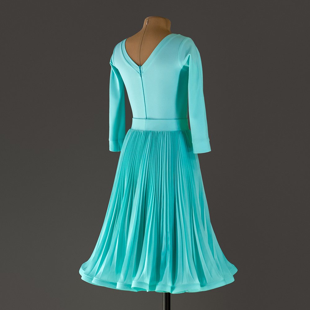 купить девочке рейтинговое платье