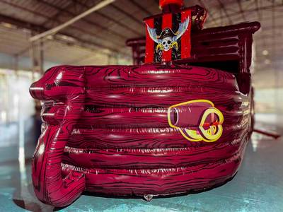 Большой надувной батут-горка “Пиратский корабль” 10*5*6 м