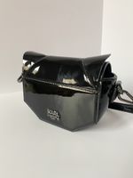 Лаковая сумочка Karl Lagerfeld, 16*12*7