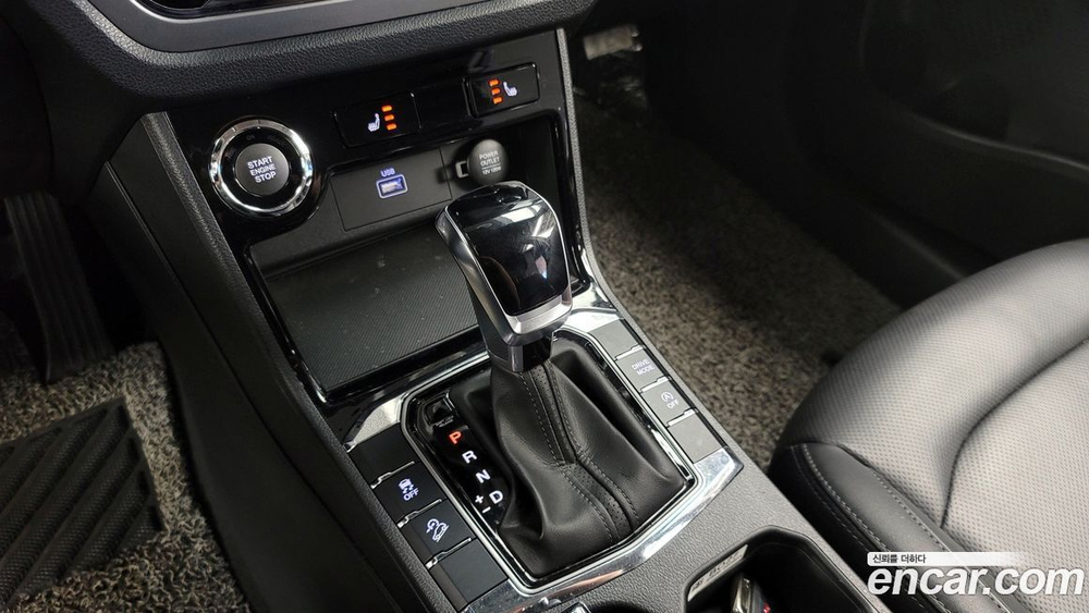 KG Mobility (Ssangyong) Beautiful Korando Бензин 1.5 2WD C5 (11.2020)